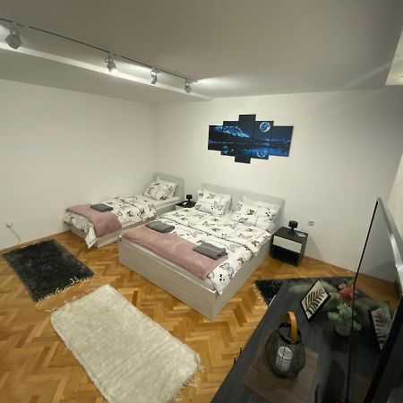 Apartman Bonaca Ni Exteriör bild